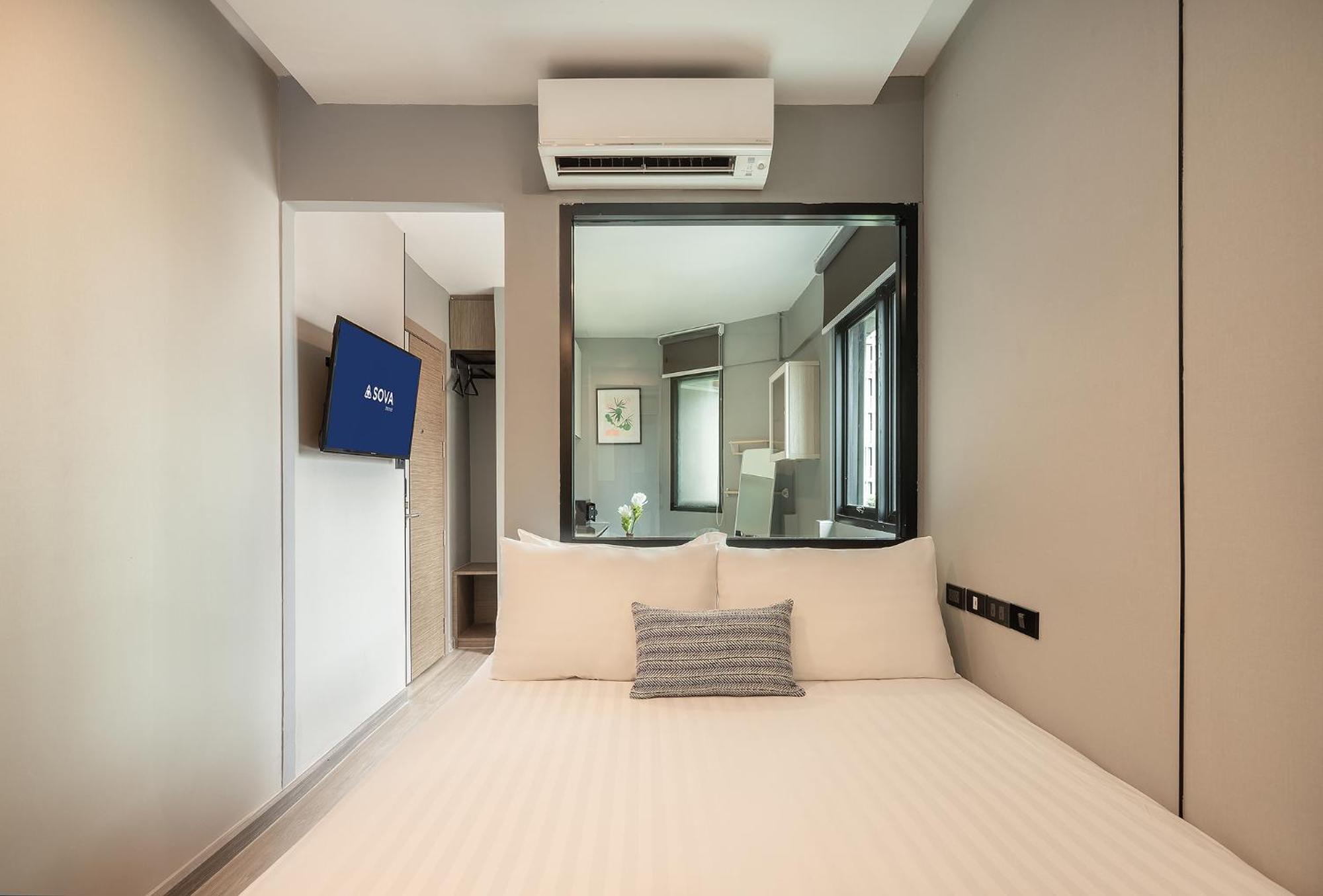 Sova Hotel Bangkok Buitenkant foto
